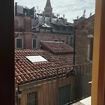 考特康塔瑞纳公寓